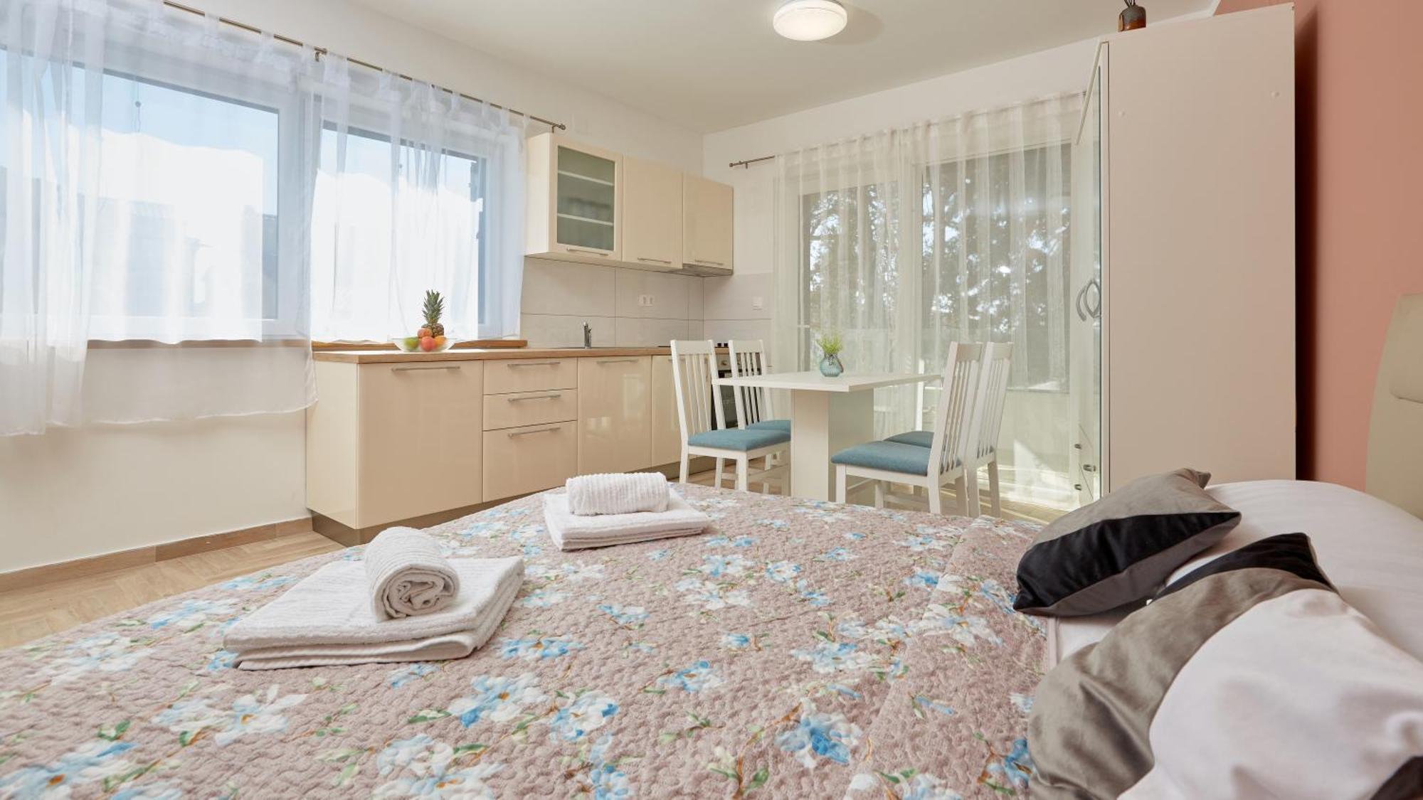 Apartments Nika Turanj Quarto foto